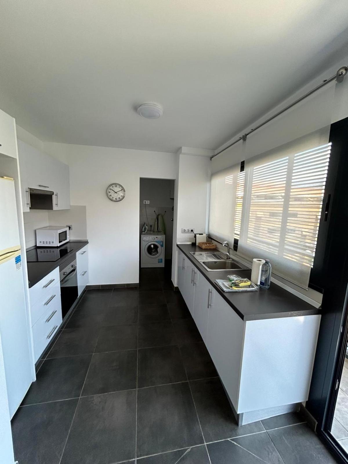 New Apartment Center Los Cristianos Los Cristianos  Exterior photo